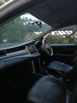 Innova Crysta 2 4 G